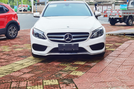 漳州二手奔驰C级 2017款 改款 C 200 L 运动轿车